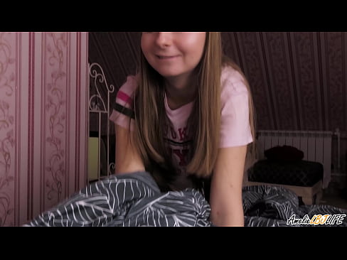 ❤️ Blondie sûget har BFF's djip en krijt cum yn 'e mûle ❤ Porno by porno fy.pornfuror.ru ﹏